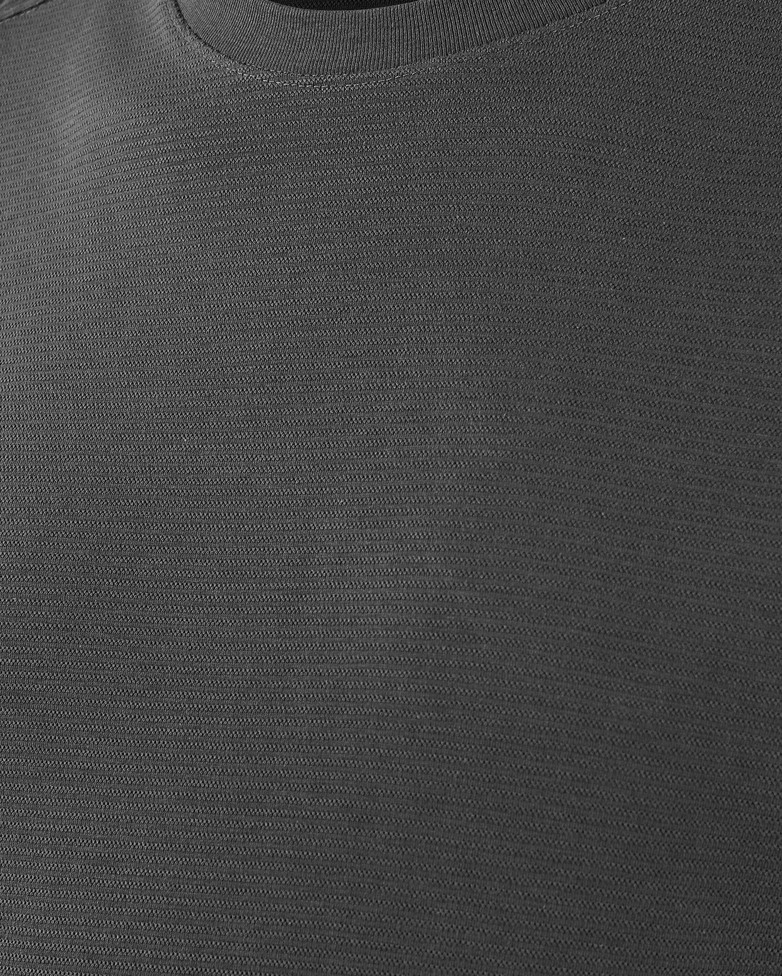 Camiseta plus size masculina texturizada horizontal - cinza
