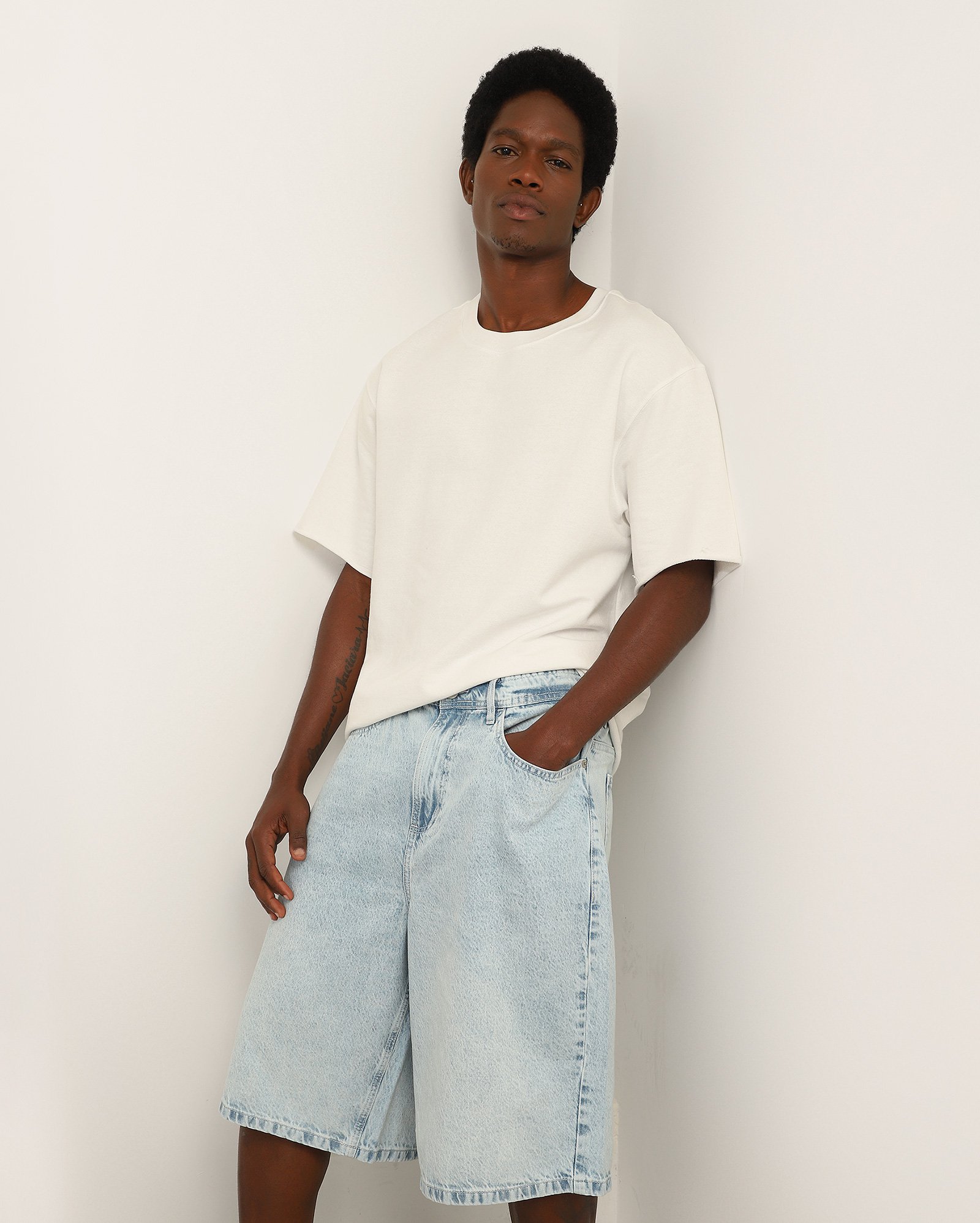 Bermuda jeans masculina skater denim claro | Pool Loop
