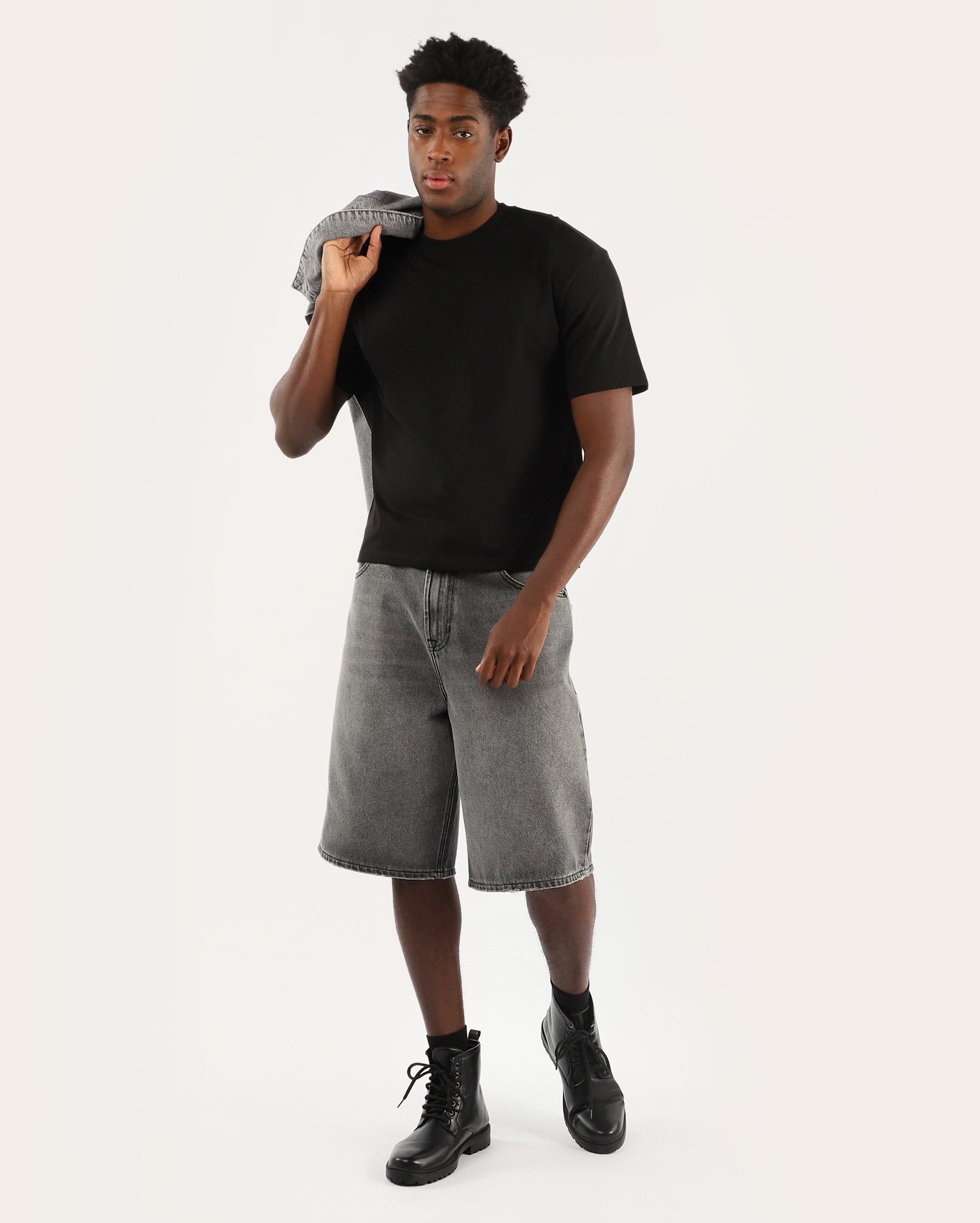 Camiseta masculina boxy manga curta lisa - Preto