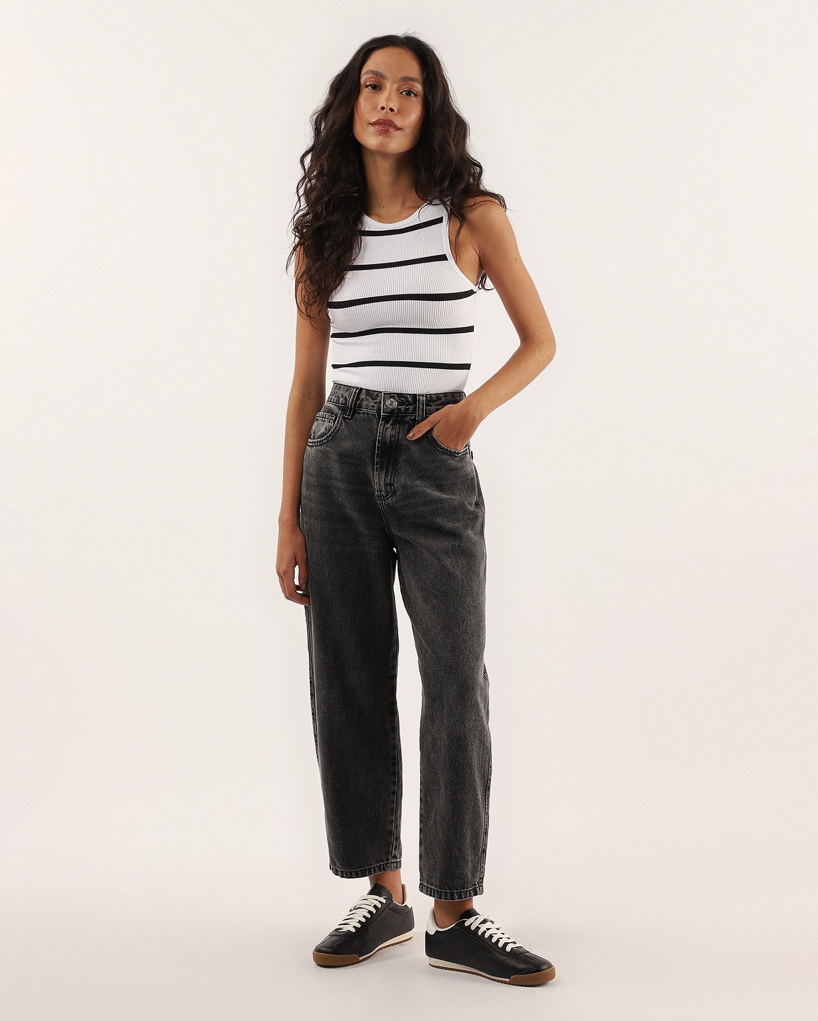 Calça black jeans feminina barrel cintura média | Pool Jeans