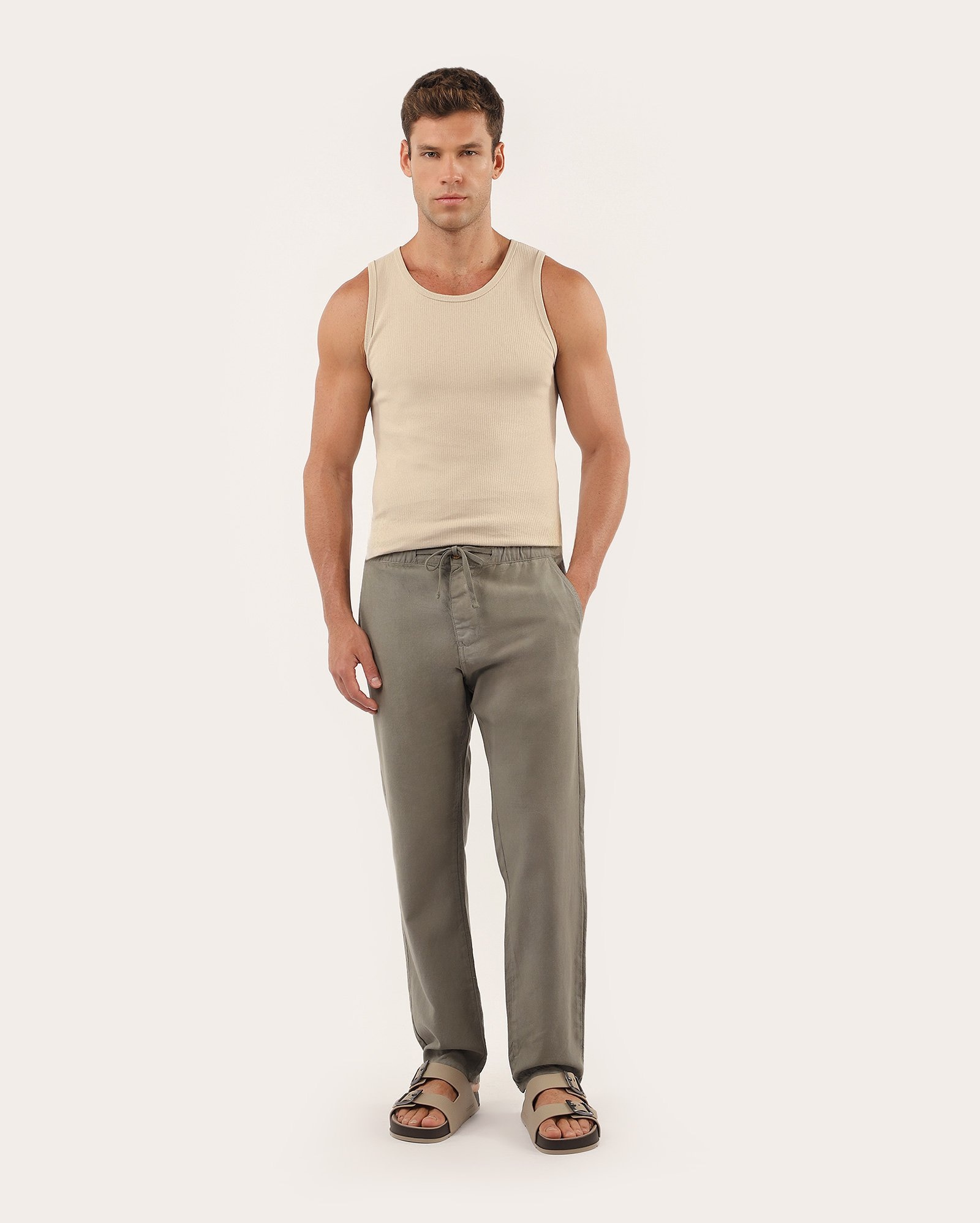 Calça sarja masculina reta com elástico - cinza | Pool Jeans
