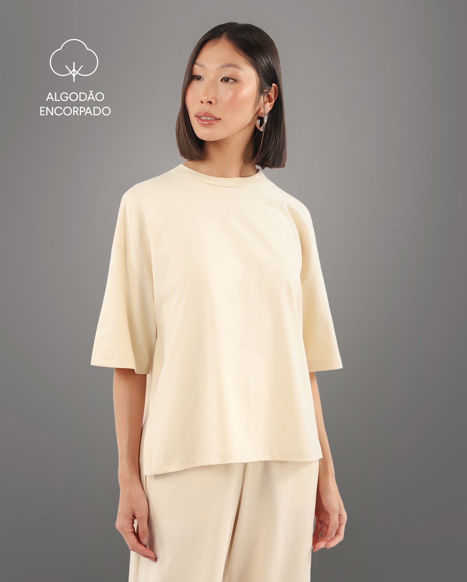 Camiseta feminina oversized Ultracotton manga curta - Bege
