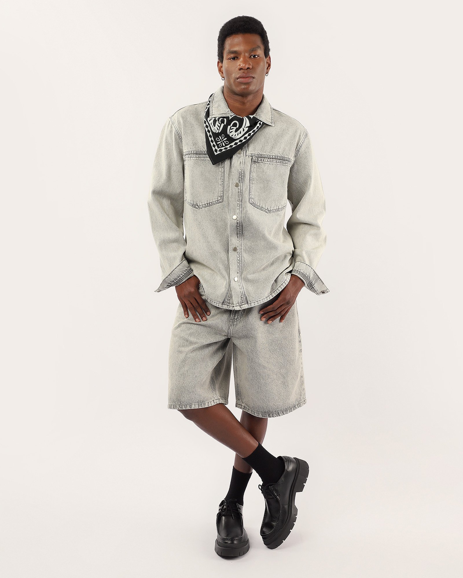 Overshirt black jeans masculina estonada com bolsos | Pool Jeans