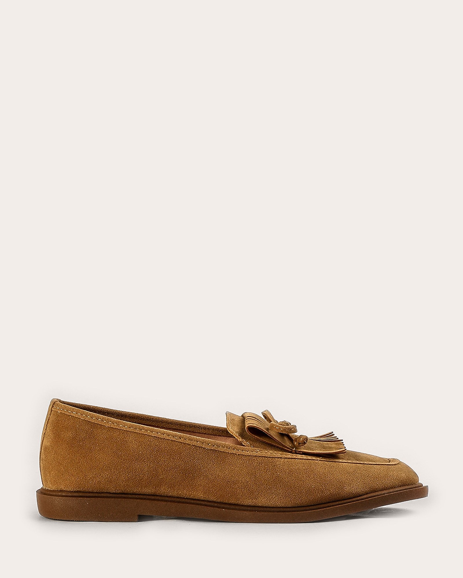 Mocassim feminino em suede laço e franjas marrom