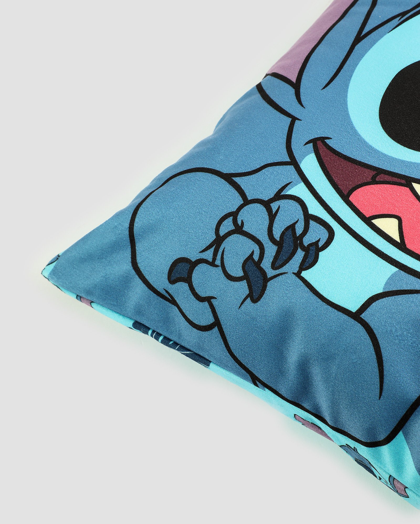 Almofada quadrada estampa Stitch 40x40cm azul | FANLAB