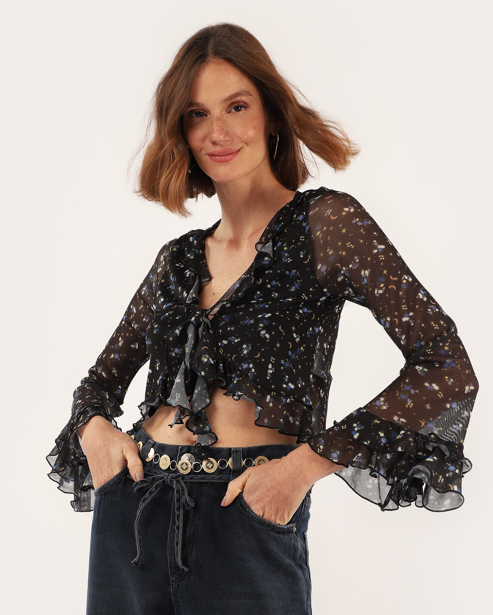 Blusa cropped feminina em tule com laço céu noturno preta