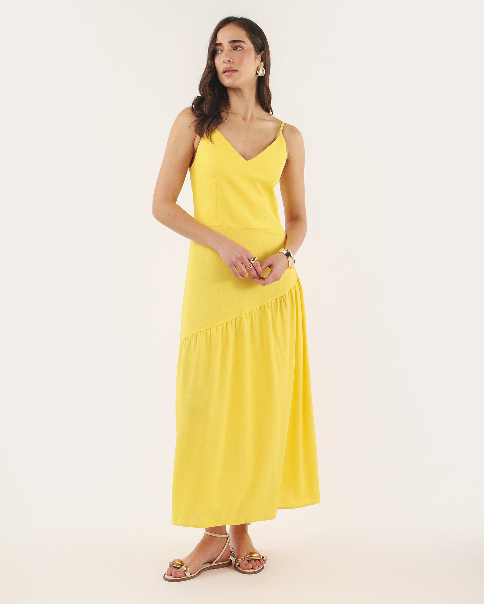 Vestido longo evasê em viscolinho - Amarelo | AK