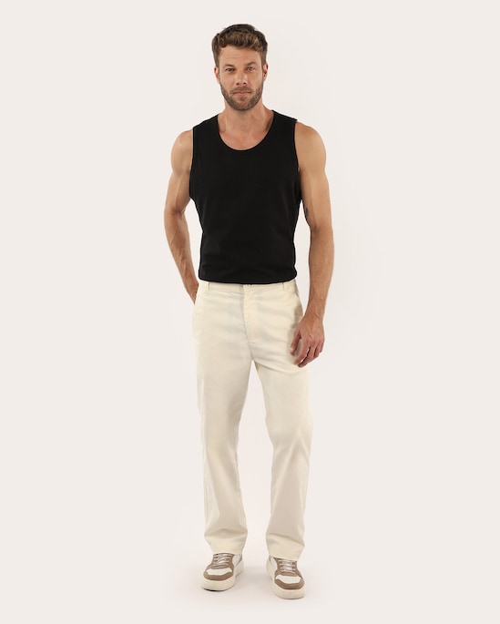 Calça sarja masculina reta com bolsos - Bege Claro | Pool Jeans