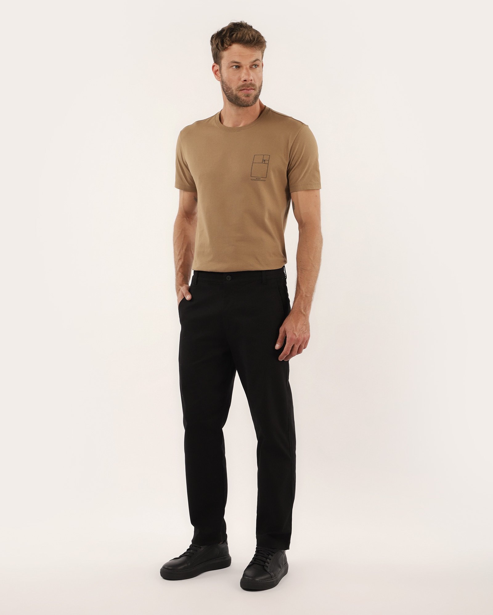 Calça sarja masculina reta com bolsos - Preto | Pool Jeans