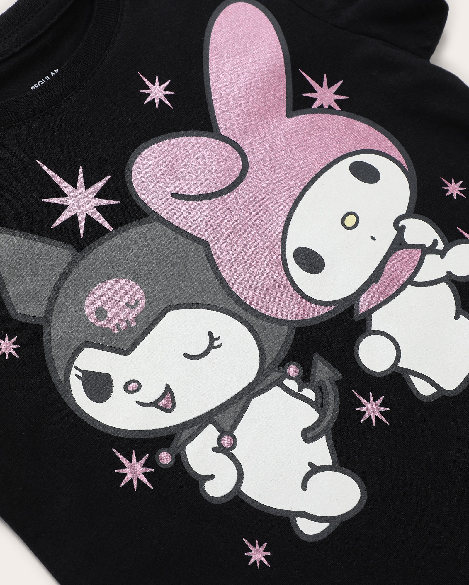 Camiseta infantil regular Kuromi e My Melody preta | Sanrio