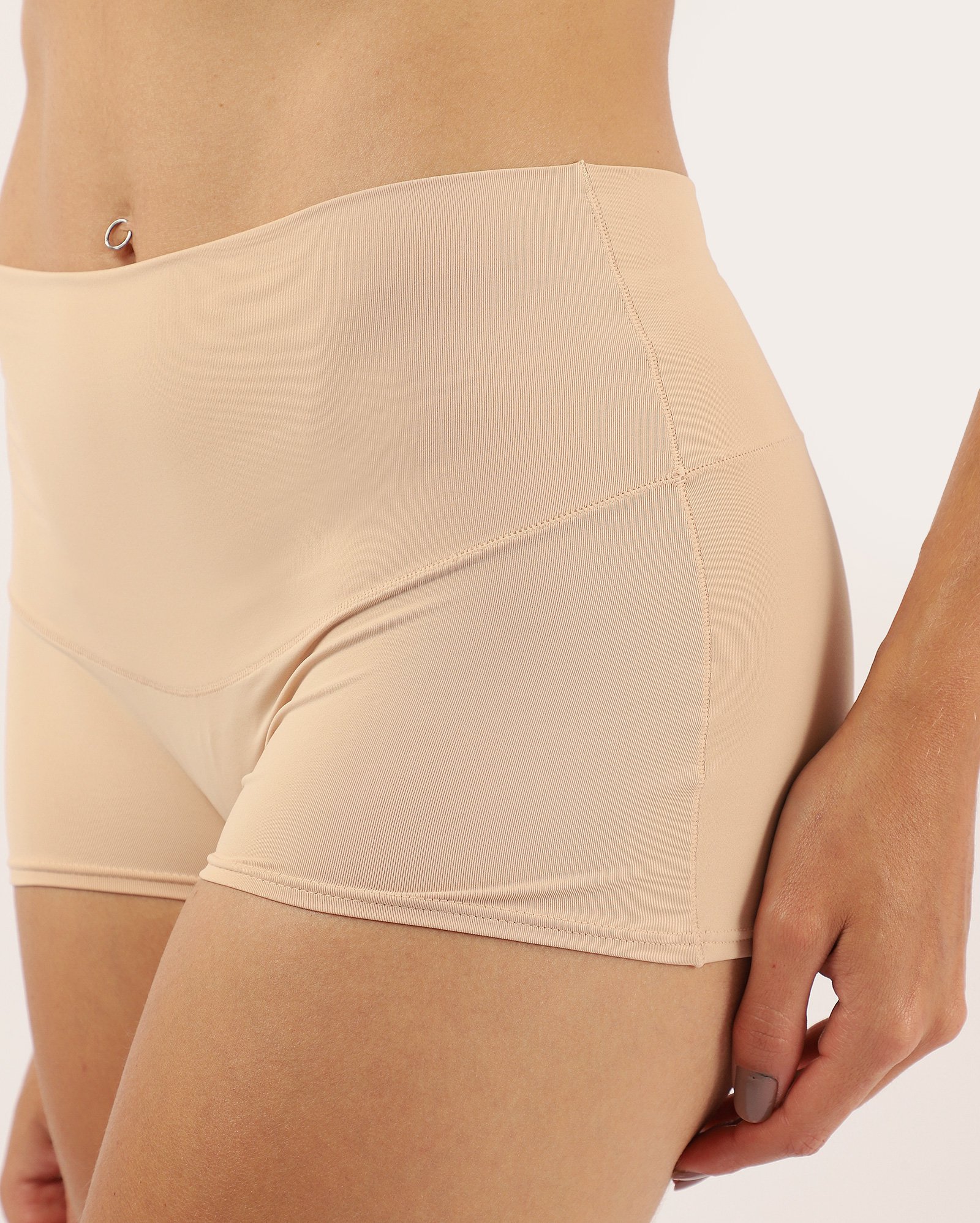 Calcinha modeladora shortinho em microfibra - Bege