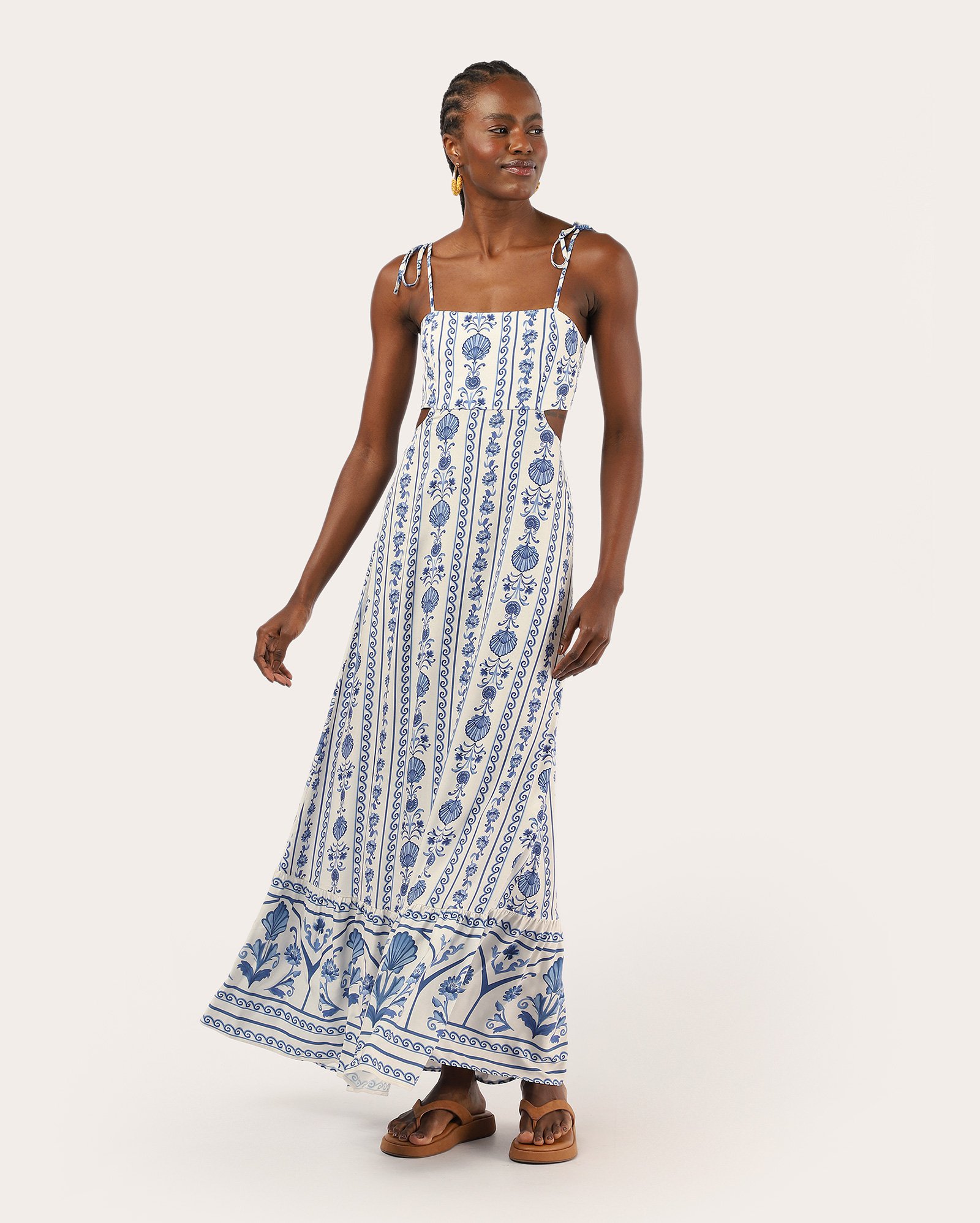 Vestido midi evasê em viscose com recorte floral - branco