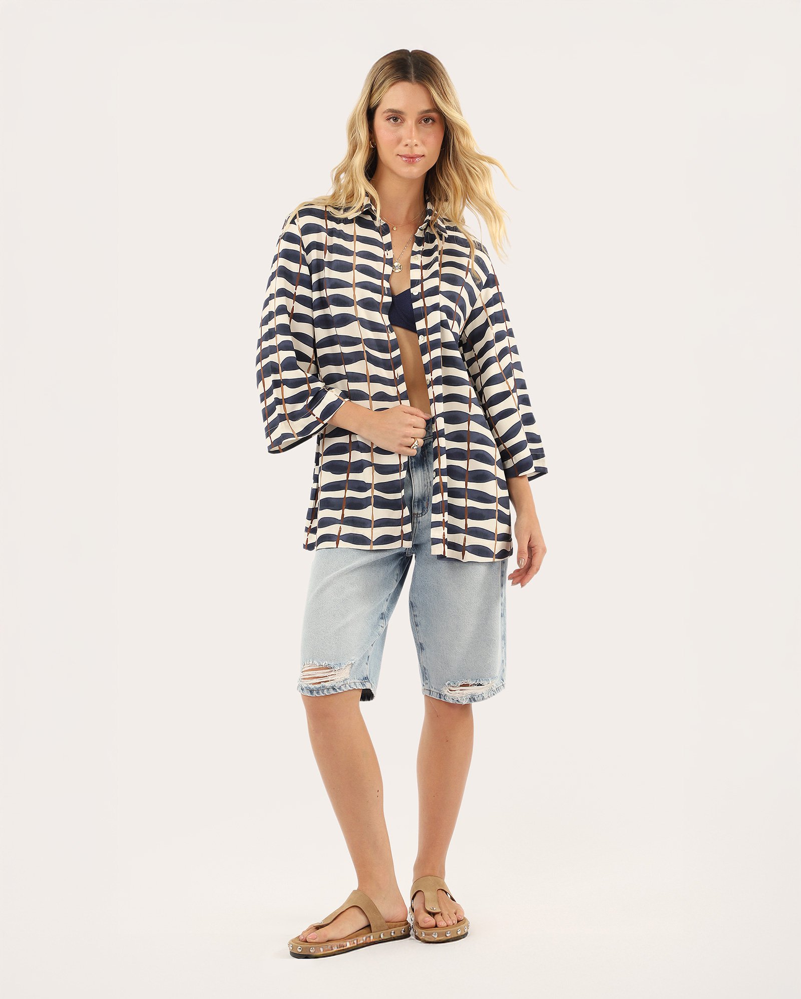Camisa feminina ampla em viscose listras - off-white
