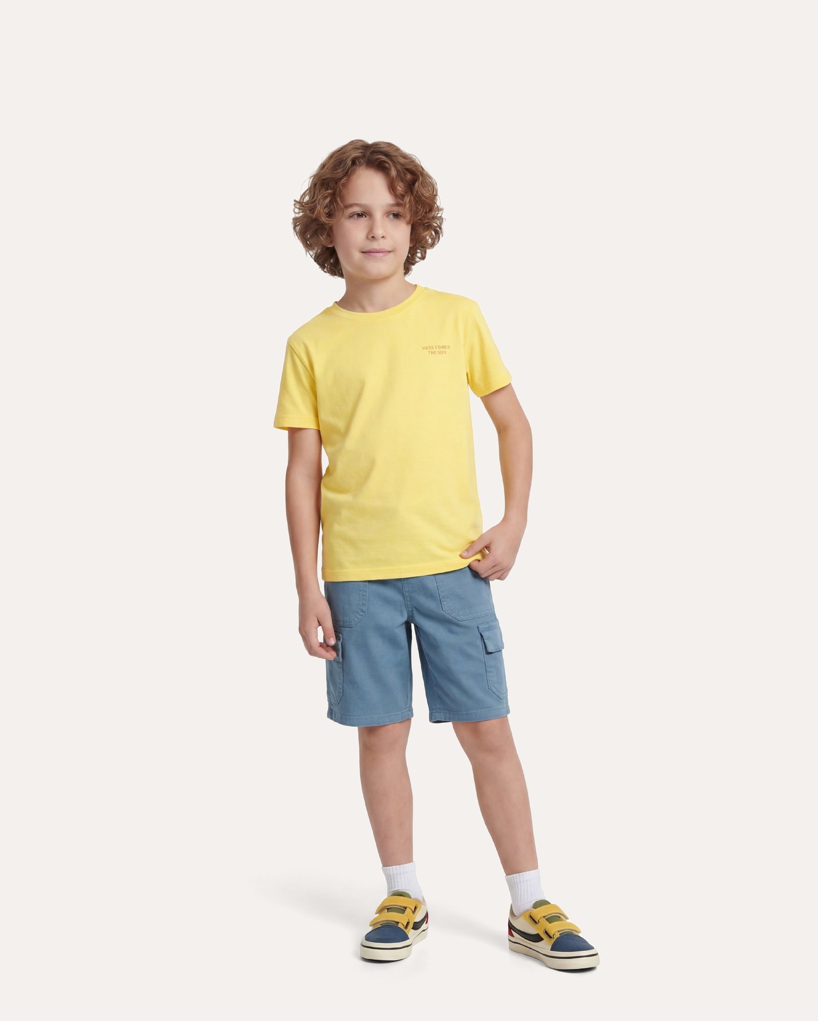Camiseta infantil relaxed estampada 4-10A - amarela — foto 2