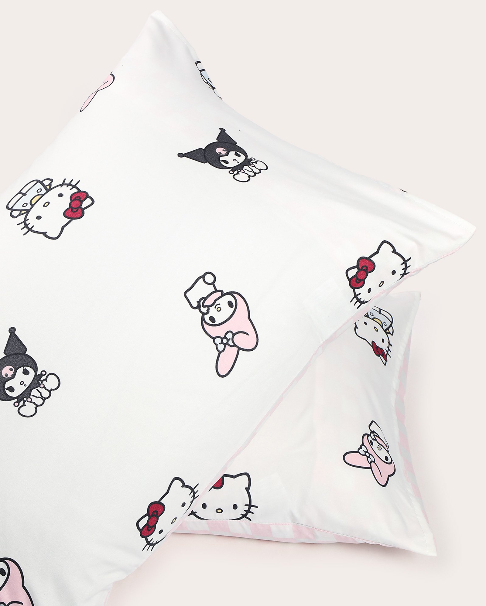 Jogo de cama queen 4 peças soft touch Hello Kitty - multicor | Casa Riachuelo