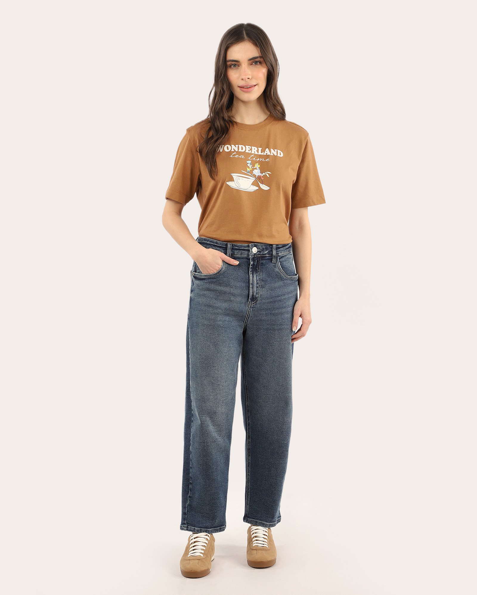 Camiseta feminina alongada Alice Wonderland - marrom | Disney