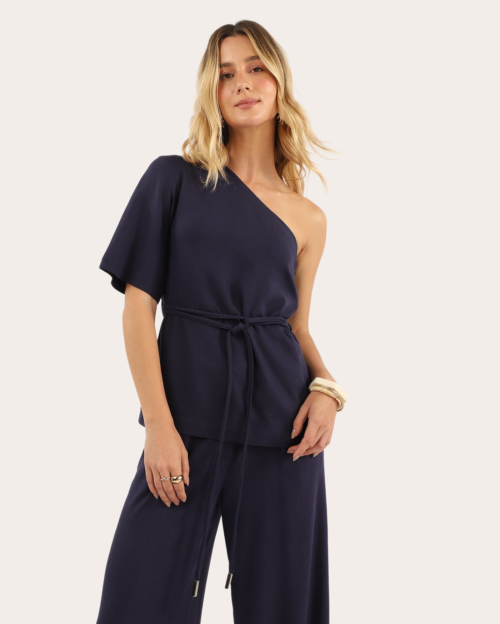 Blusa feminina ombro único em viscolinho com amarração - azul