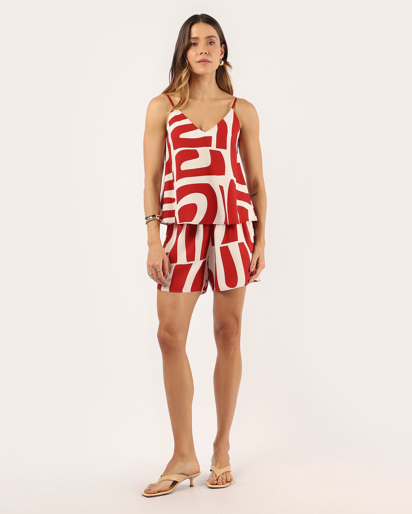 Regata feminina ampla com viscose abstrata - vermelha — foto 2