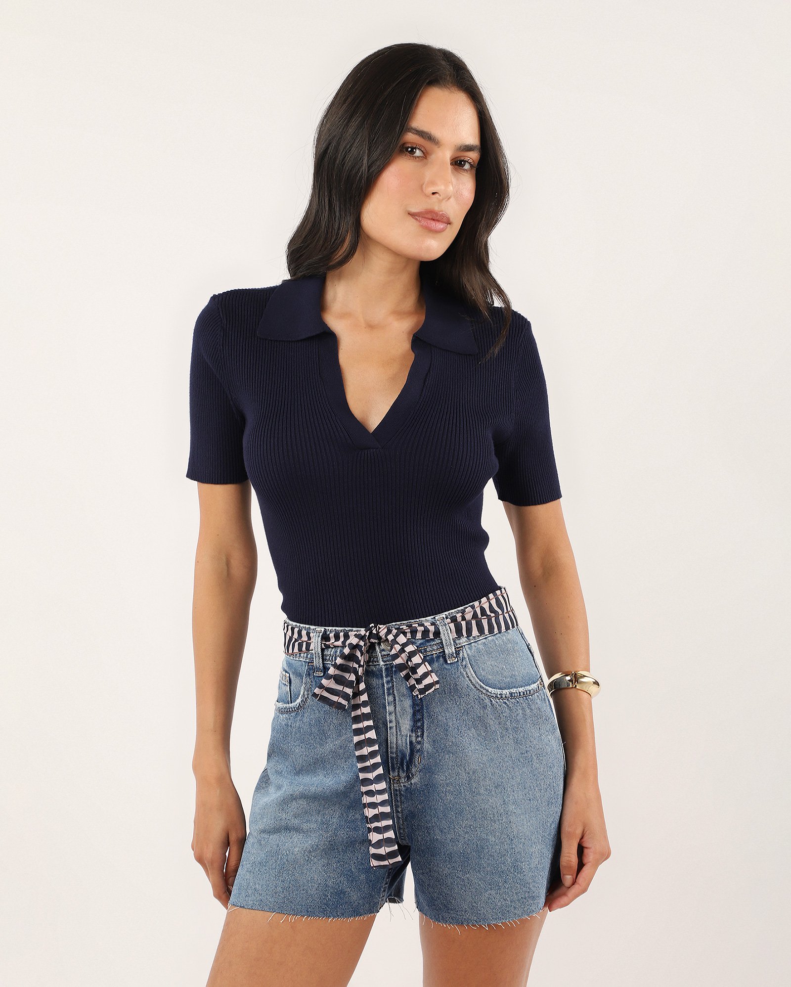 Short jeans feminino mom com faixa - denim médio | Pool Jeans