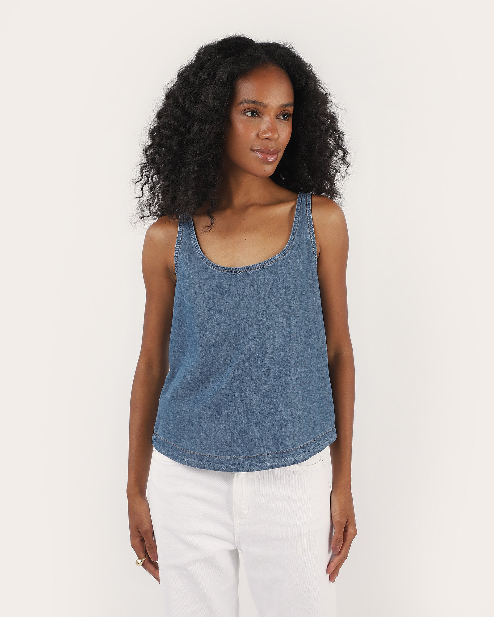 Regata jeans feminina ampla - denim médio | Pool Jeans