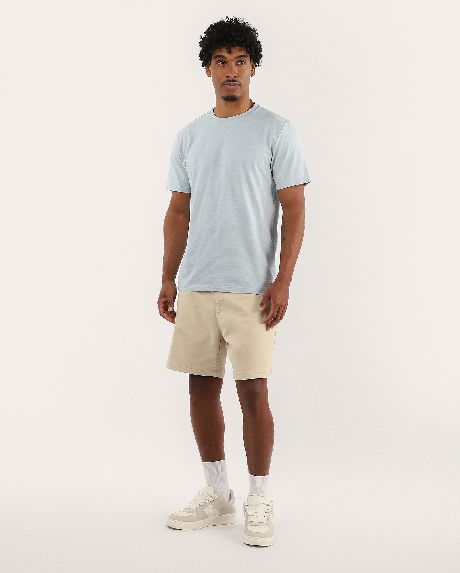 Camiseta masculina regular texturizada gola careca azul