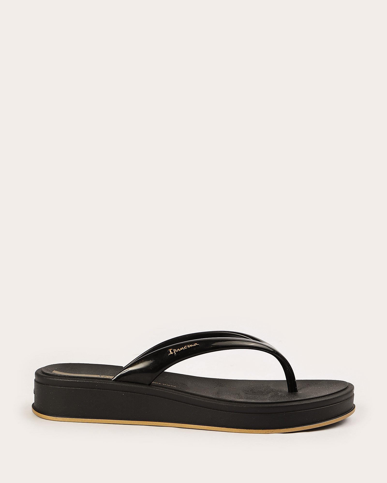 Chinelo feminino Ipanema glow up preto | Grendene 