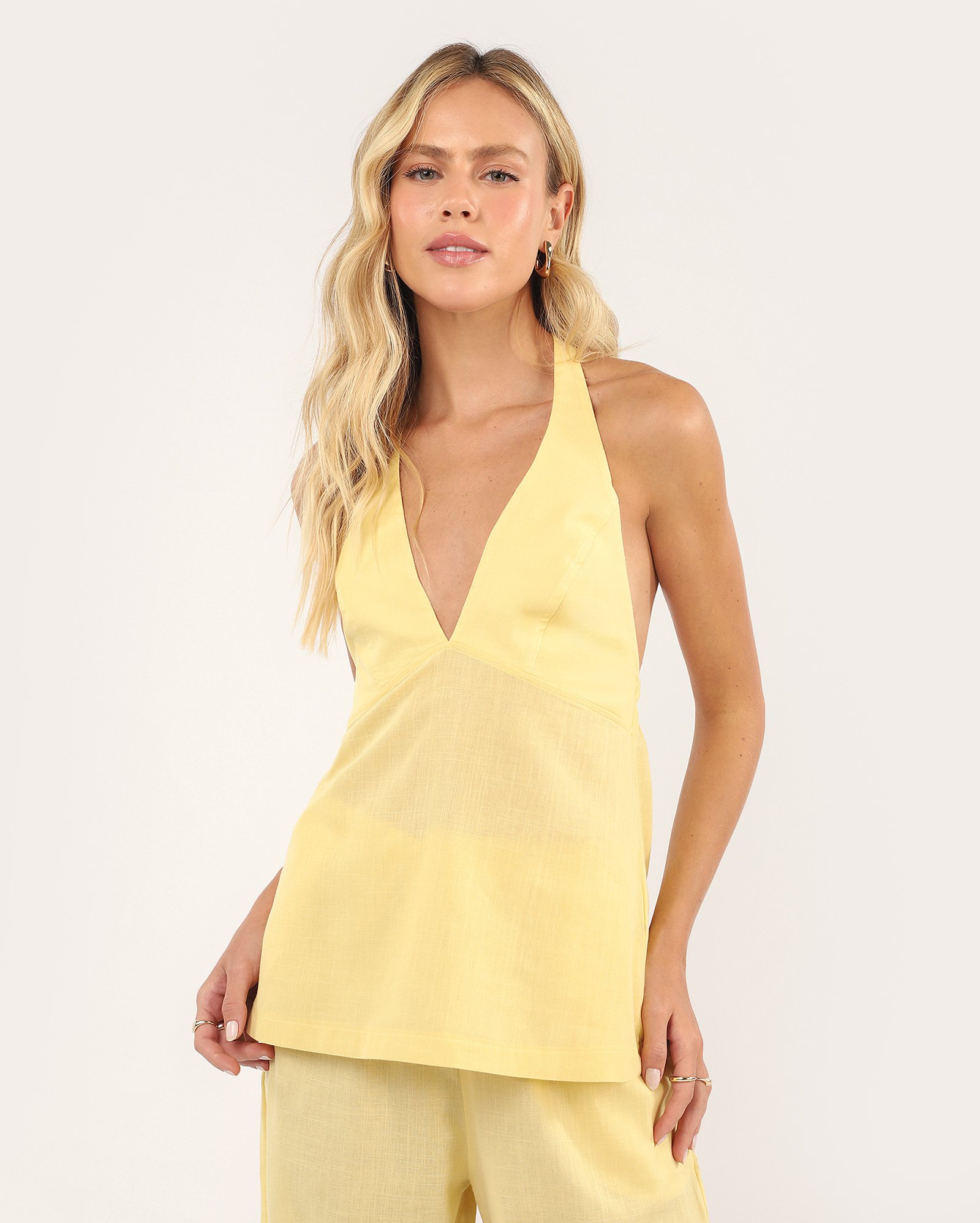 Regata feminina frente única com viscolinho