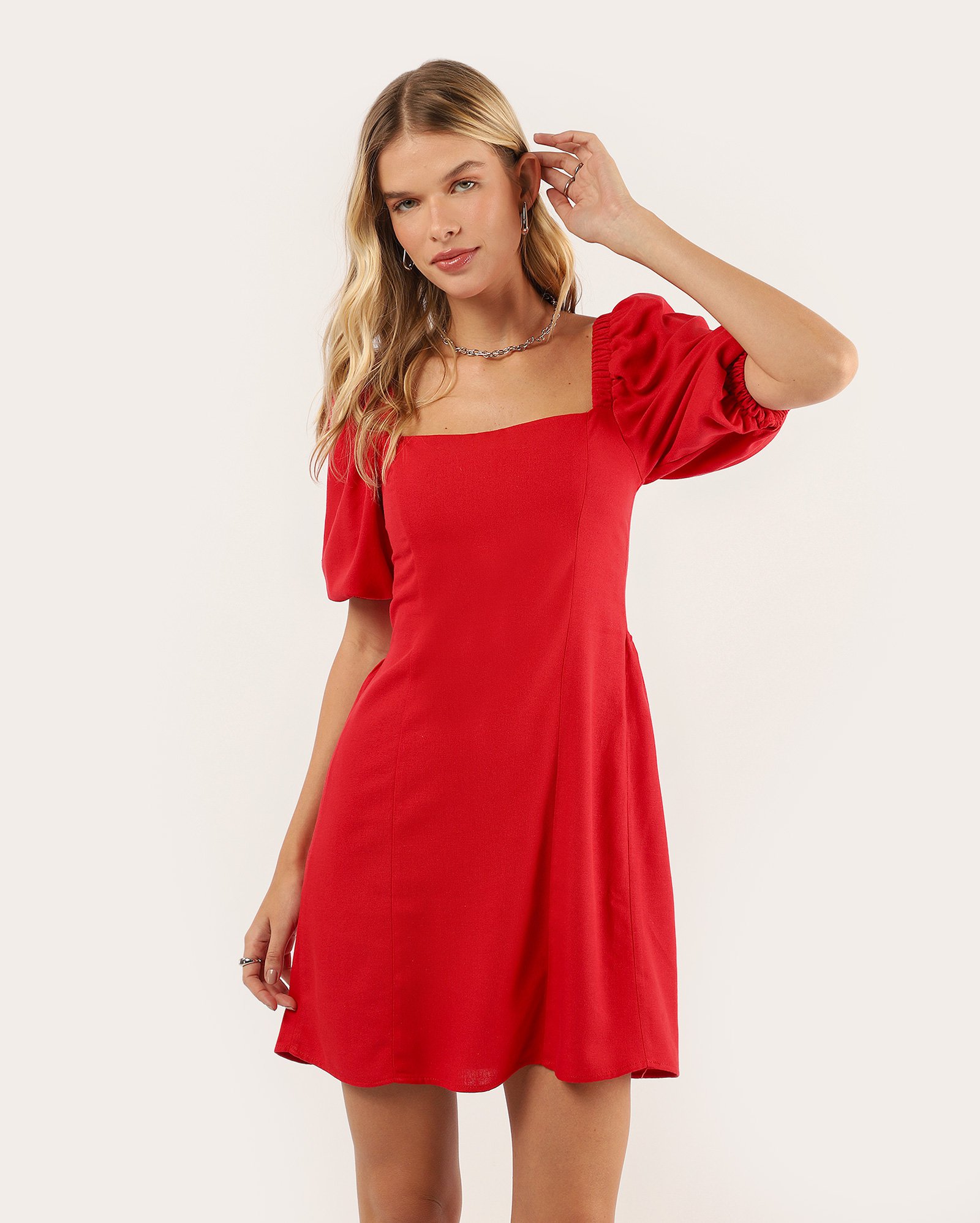 Vestido curto evasê manga bufante com viscolinho - vermelho