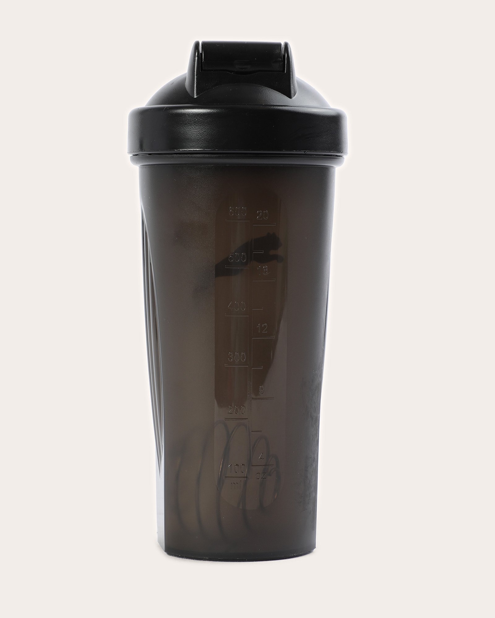 Coqueteleira esportiva com mixball 600ml preta | Puma