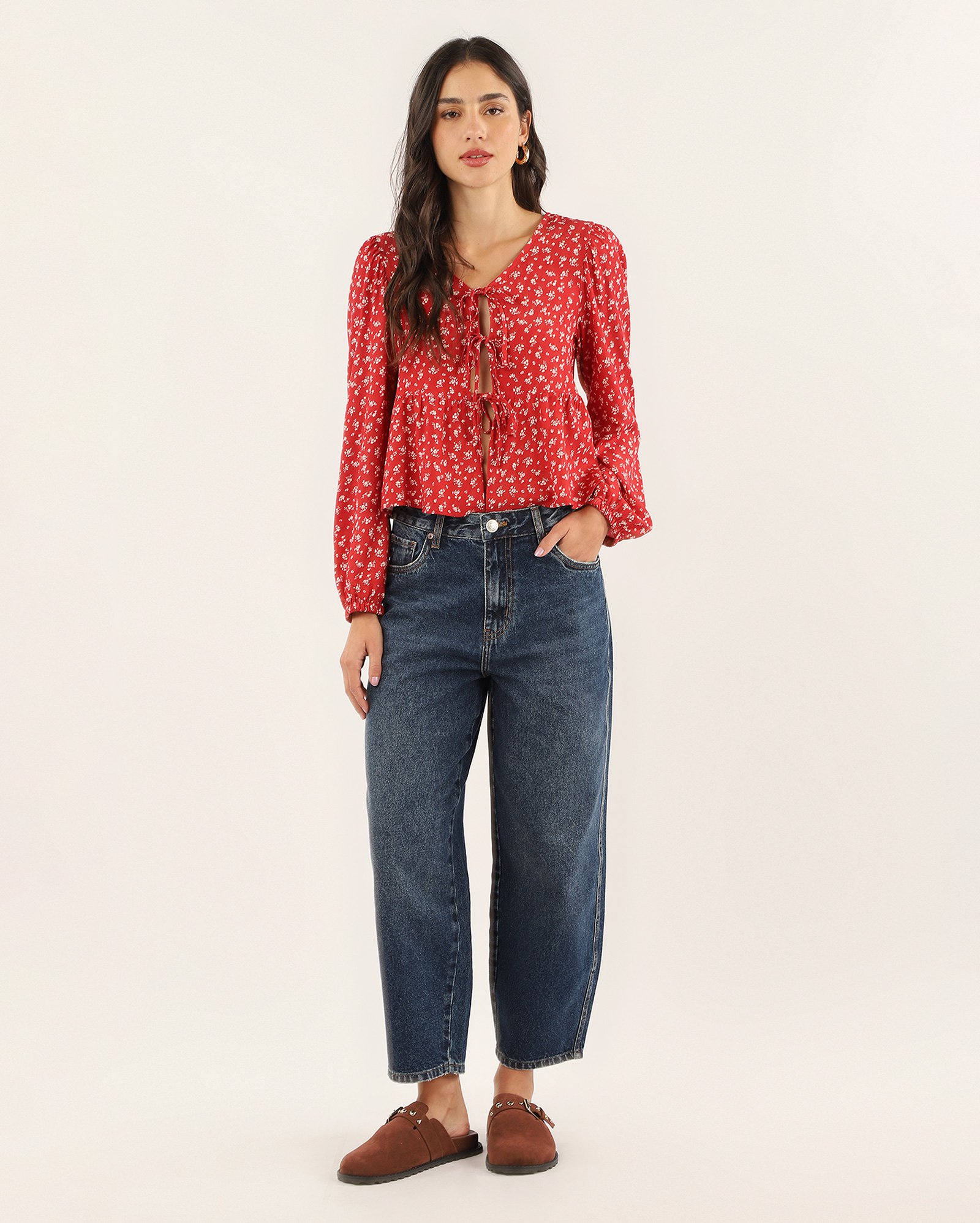 Calça jeans feminina barrel cintura média denim escuro | Pool Jeans