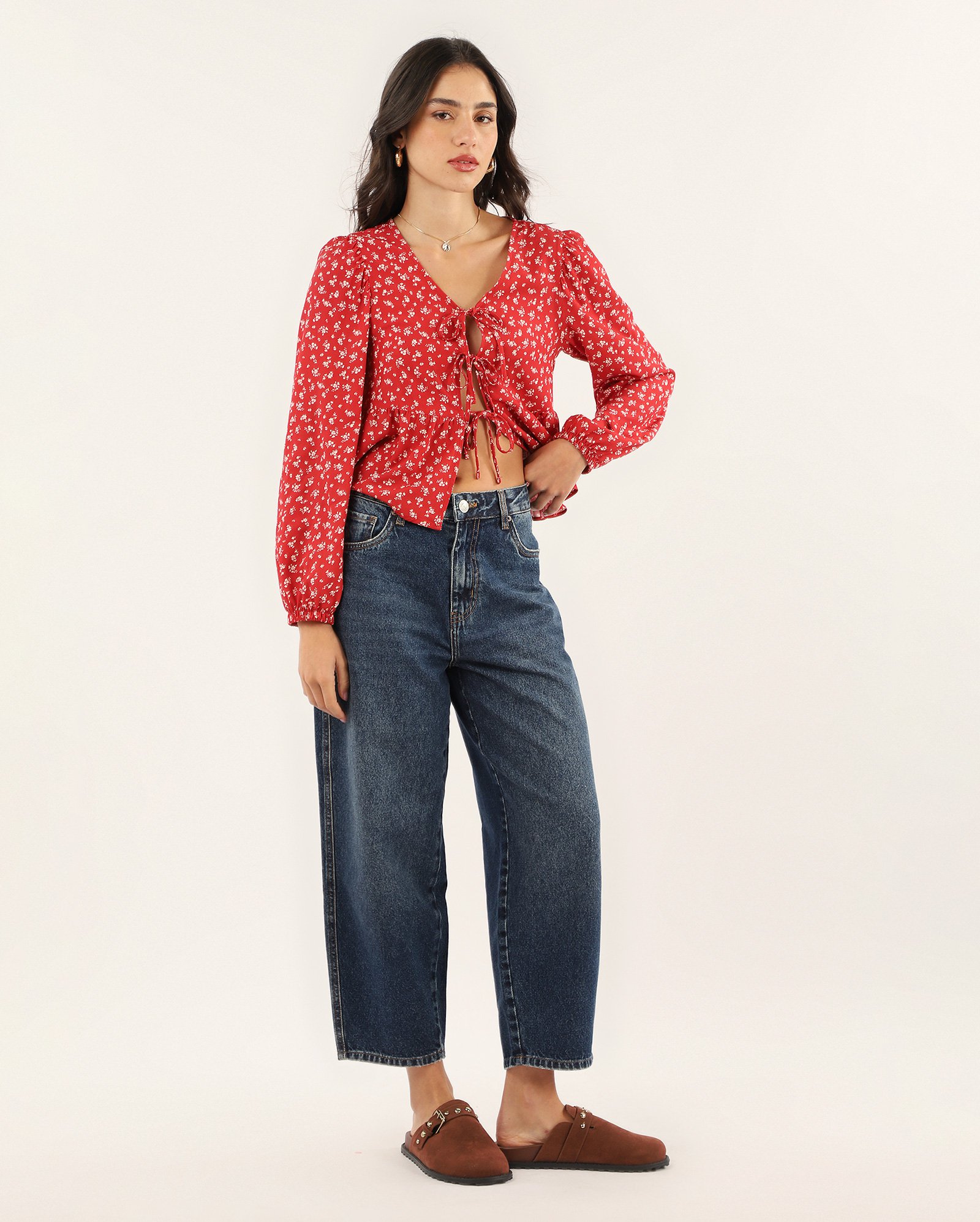 Calça jeans feminina barrel cintura média denim escuro | Pool Jeans