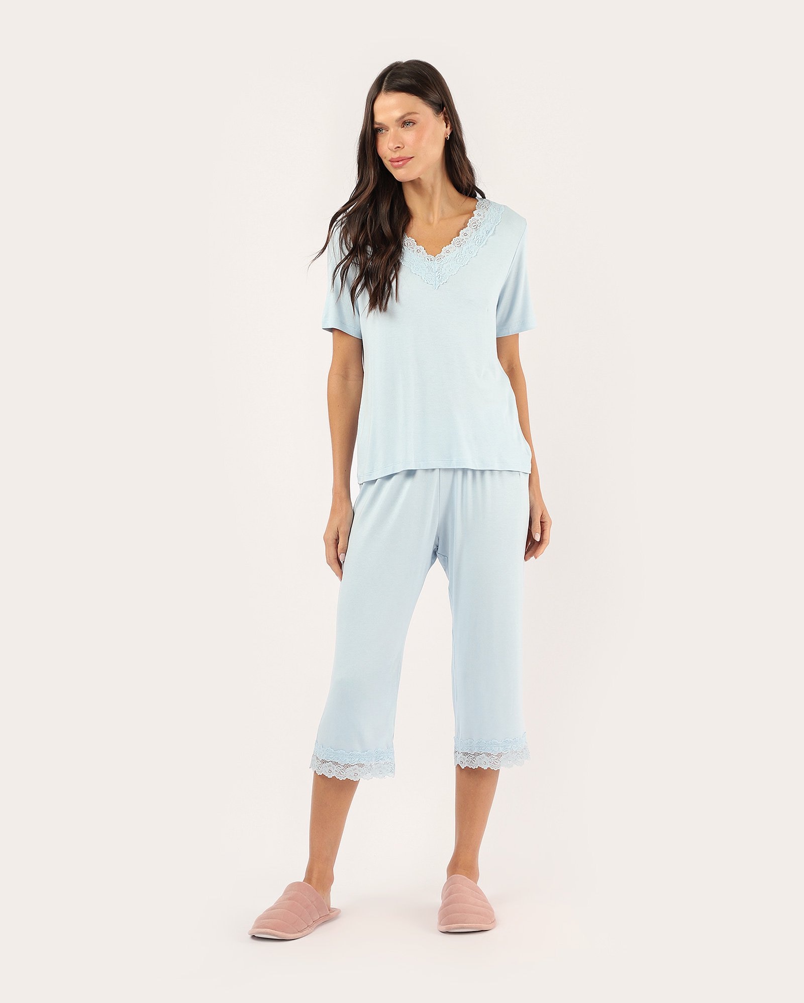 Pijama longo com viscose e renda capri azul
