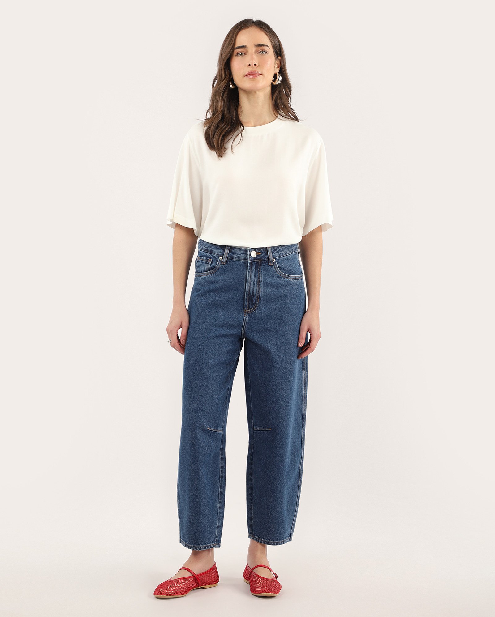 Calça jeans feminina barrel cintura média denim escuro | Pool Jeans