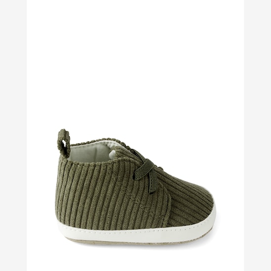 Sapato bebê cano médio com veludo cotelê verde | Carter's