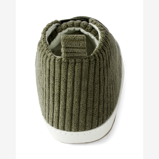 Sapato bebê cano médio com veludo cotelê verde | Carter's