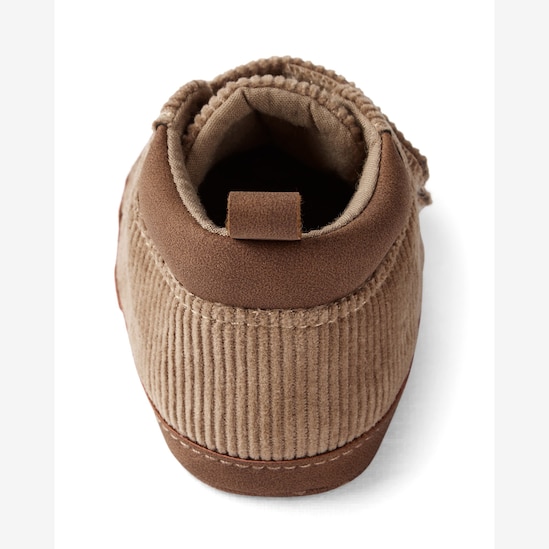 Sapato bebê cano baixo com veludo cotelê marrom | Carter's