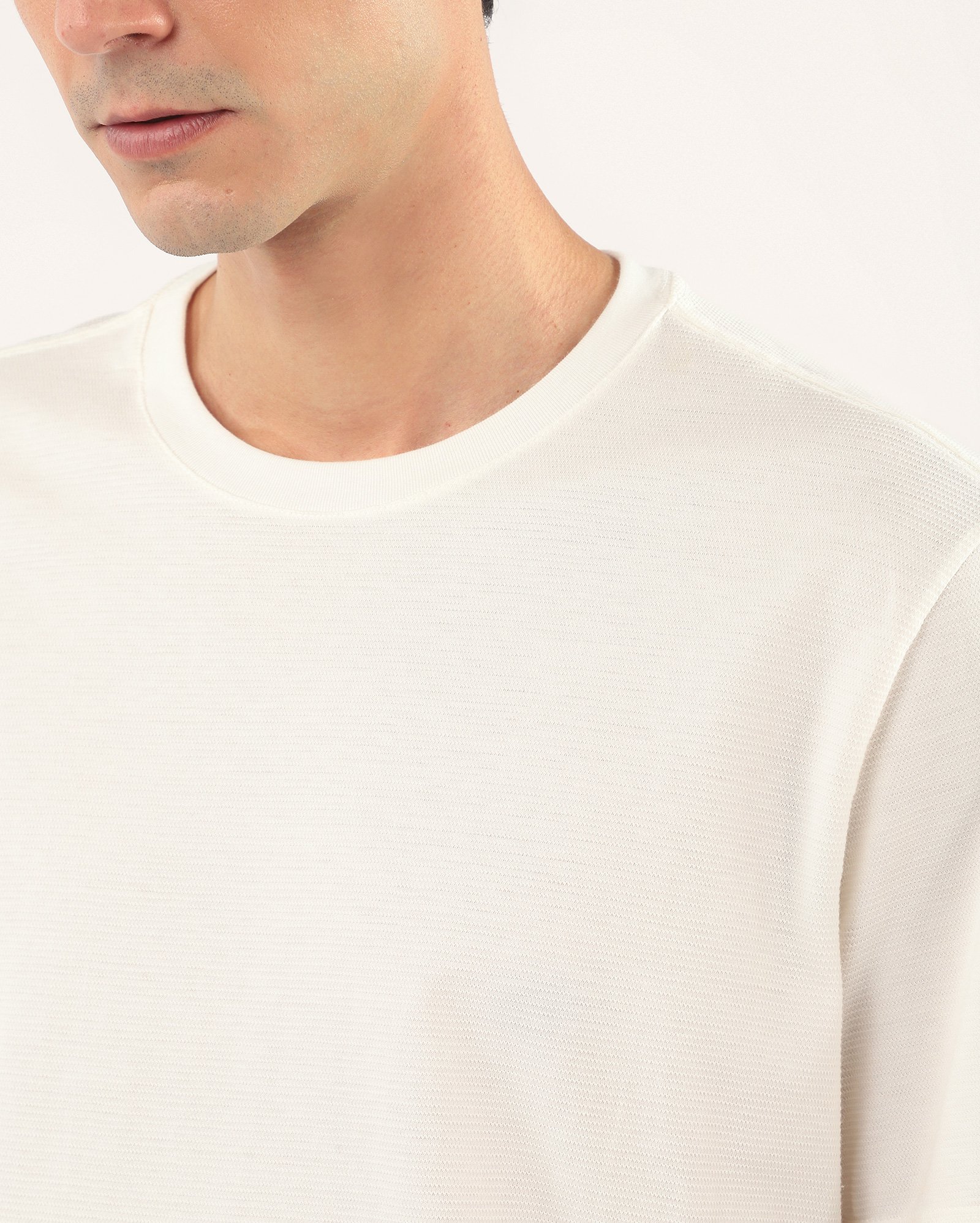 Camiseta masculina regular texturizada - branca