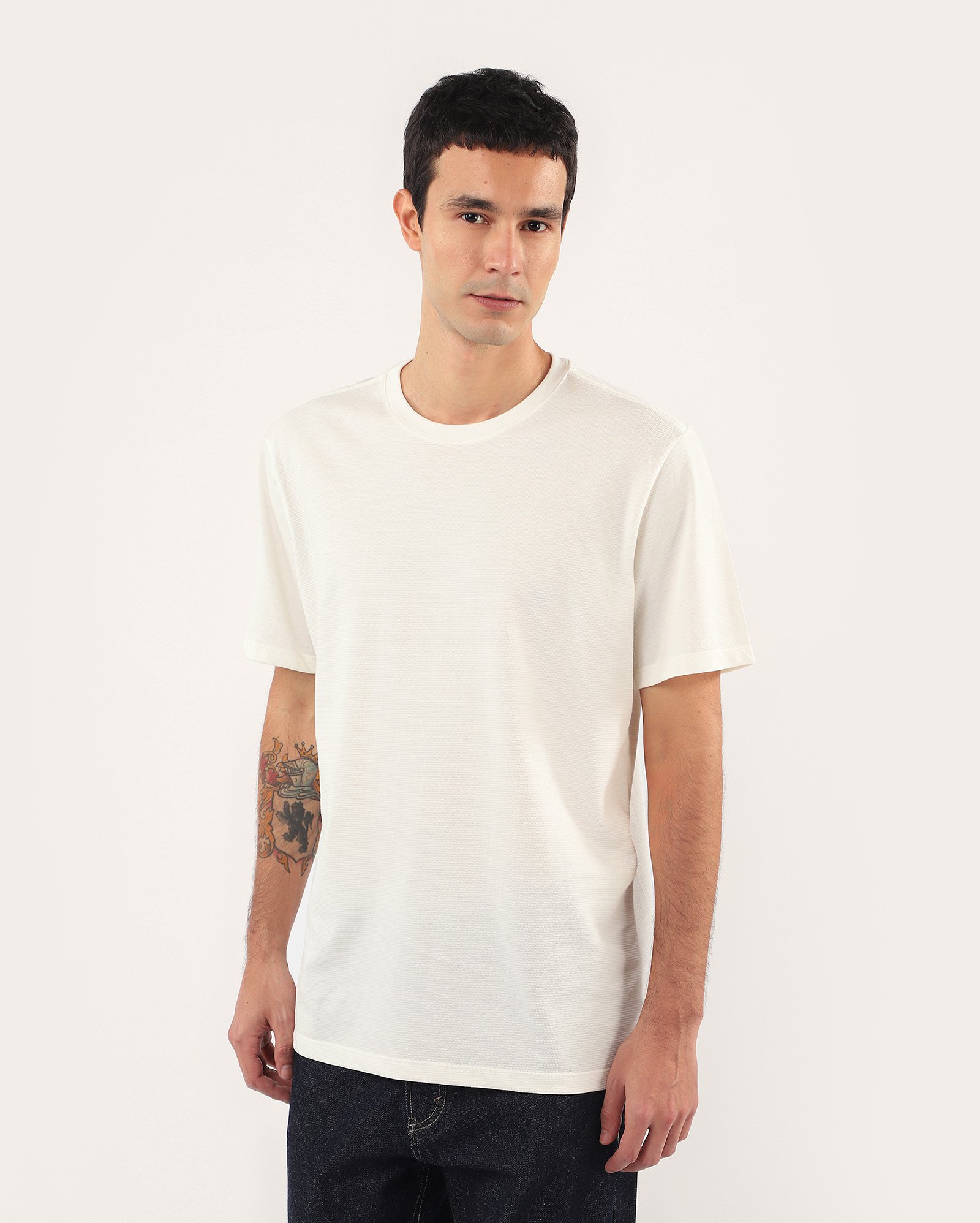 Camiseta masculina regular texturizada - branca