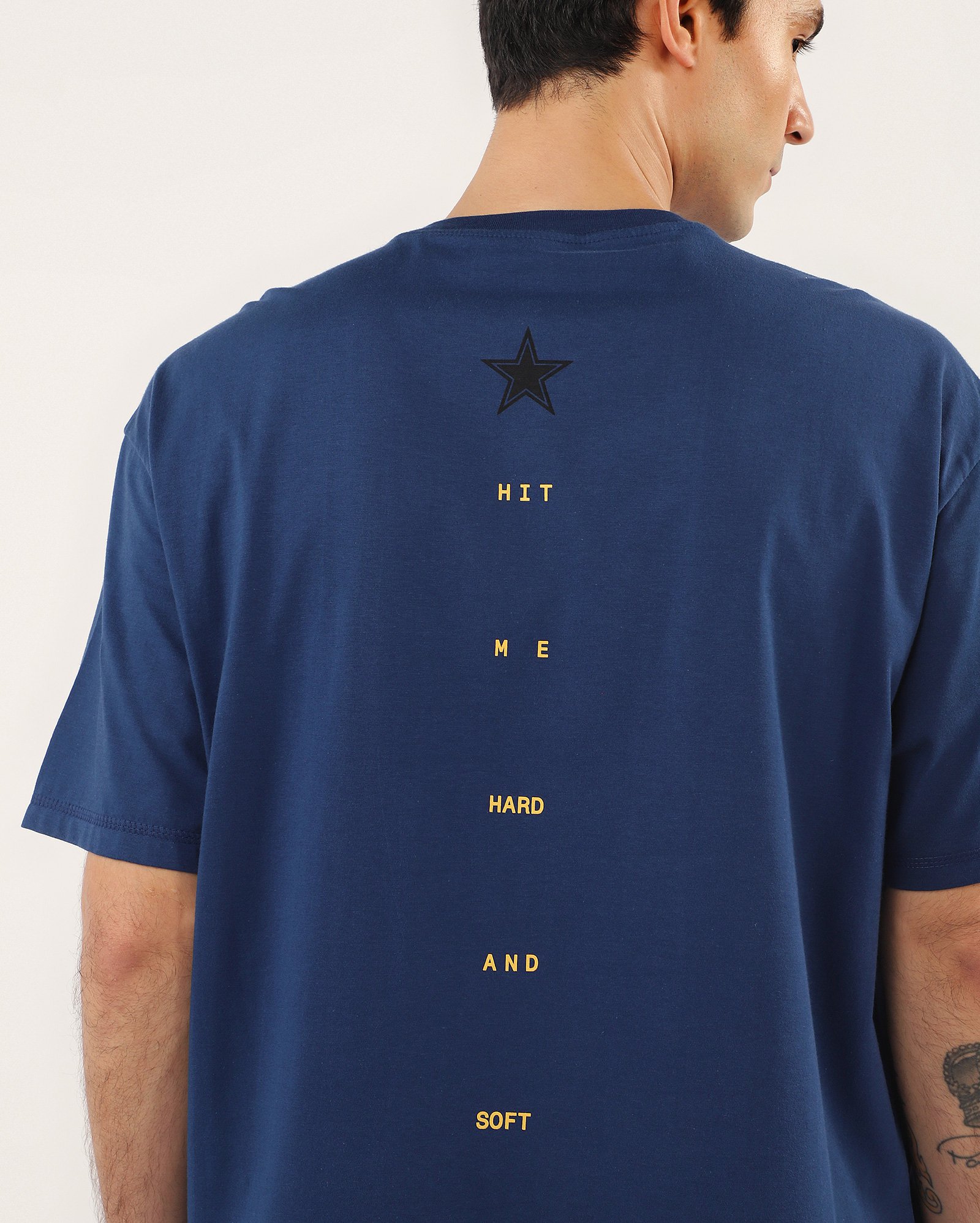 Camiseta masculina oversized artista azul | Billie Elish