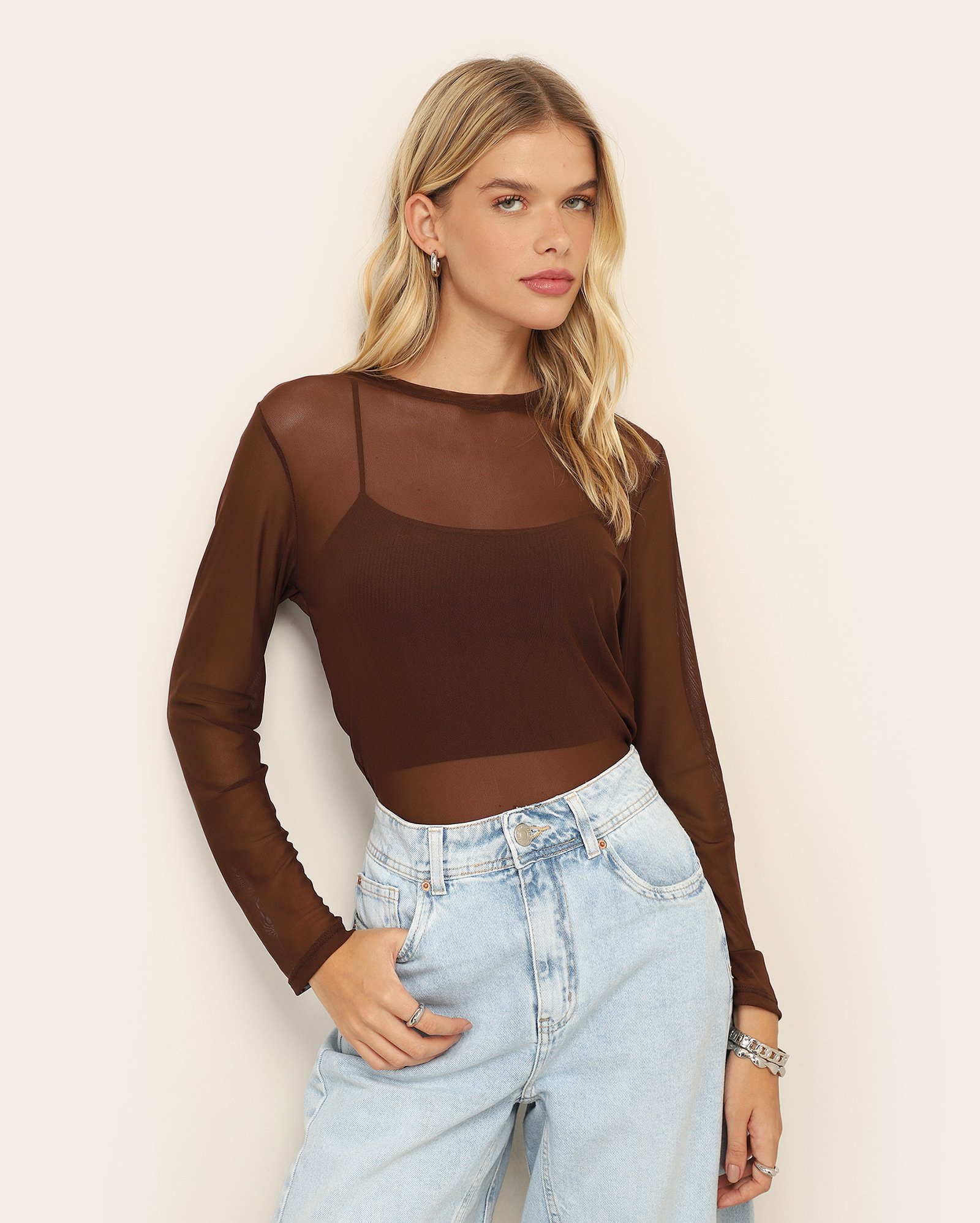 Blusa feminina em tule manga longa estampado - Marrom