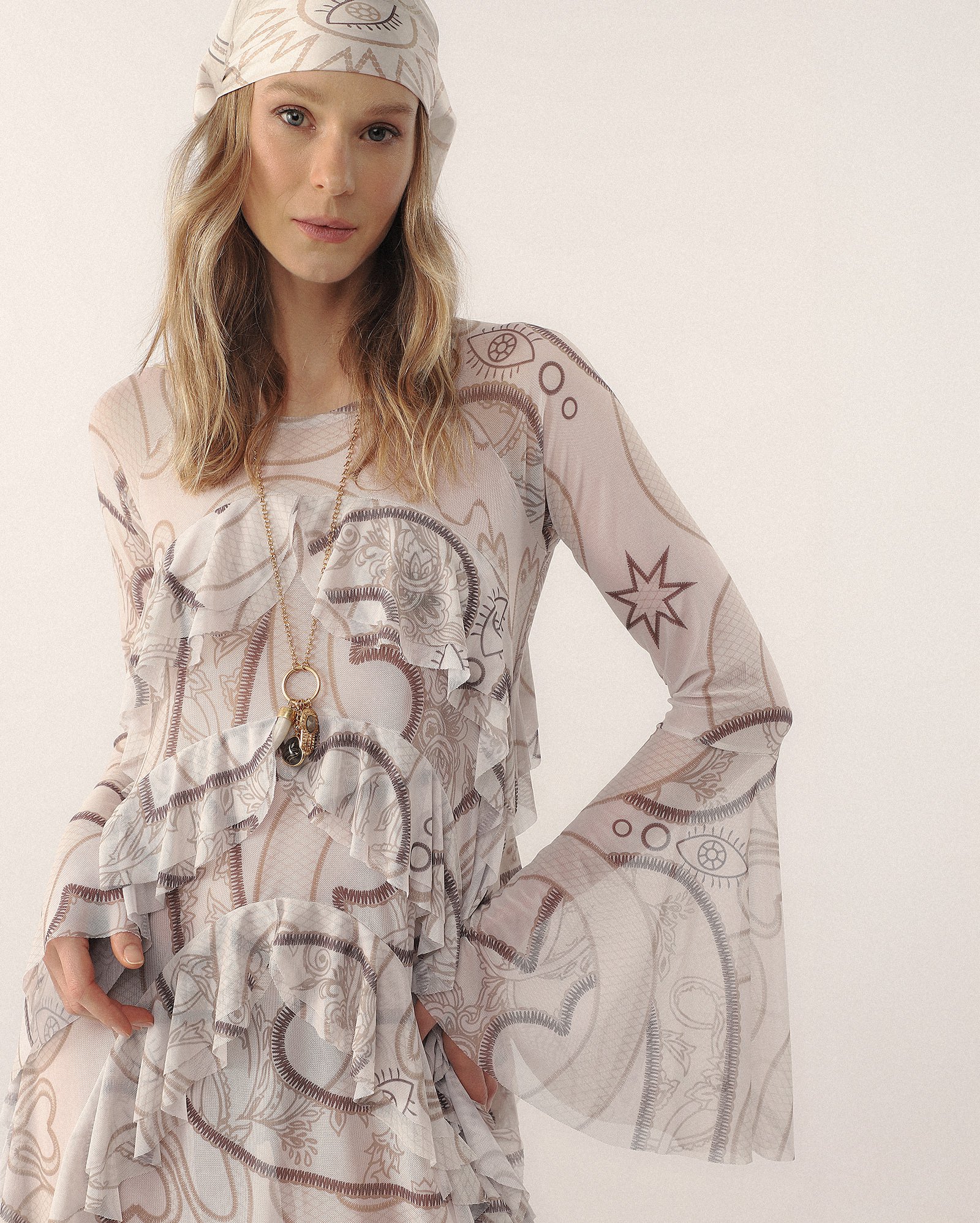 Vestido curto tule Helô Rocha - bege — foto 4