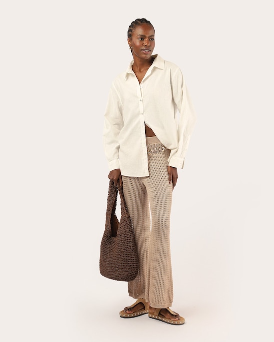 Calça feminina reta em tricot
