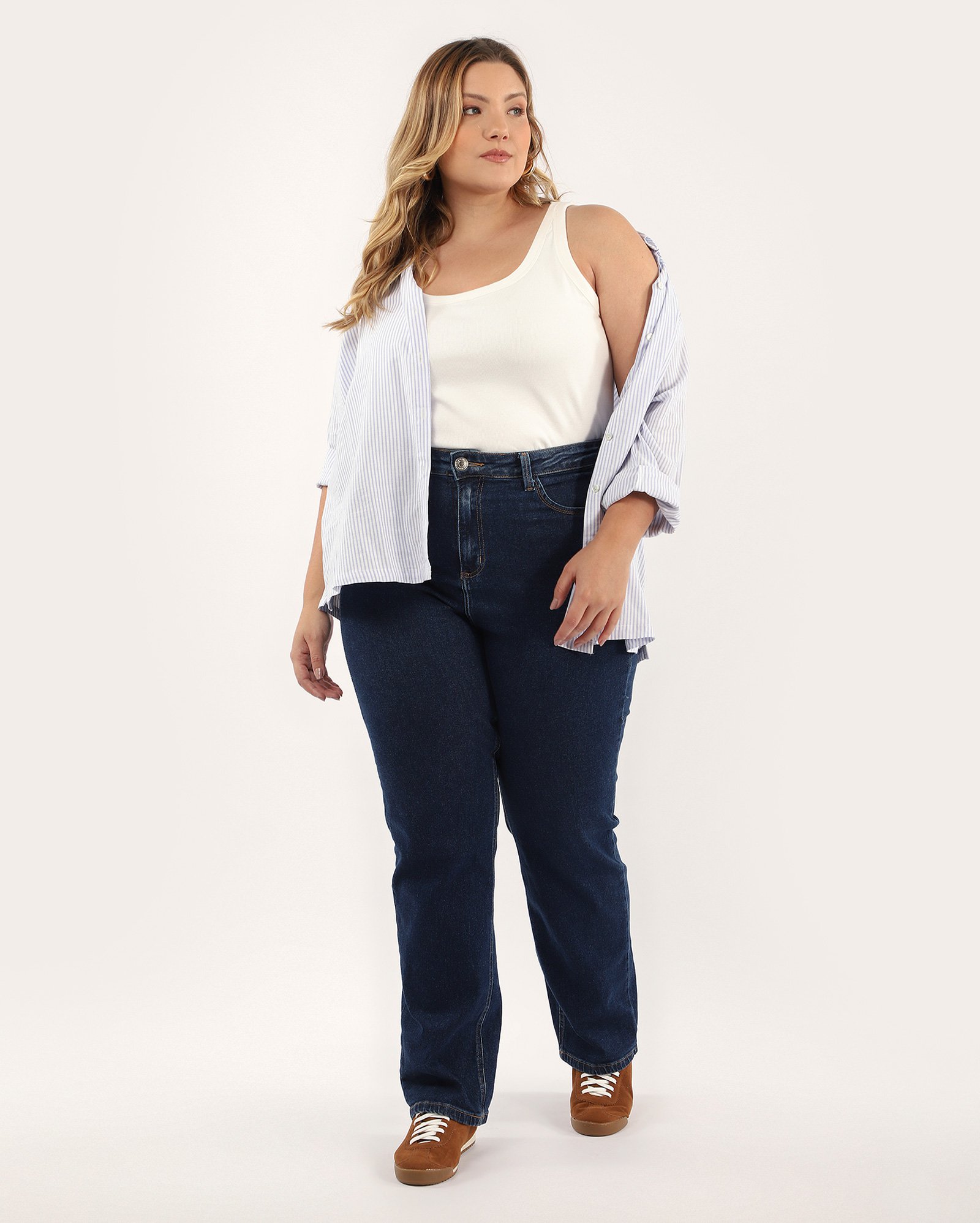 Regata plus size feminina canelada com viés branca