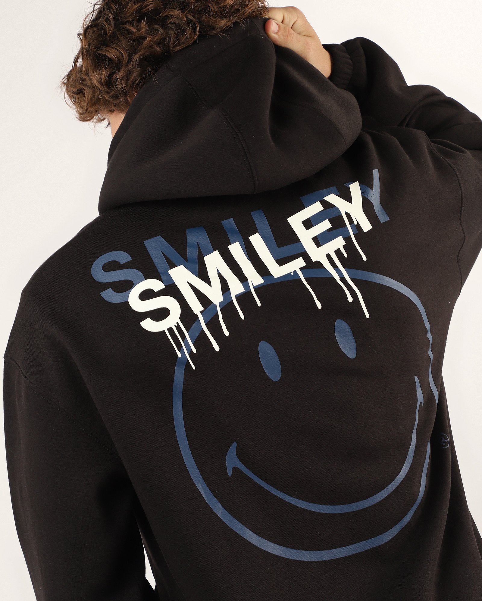 Blusa de moletom masculina regular - preta | The Smiley Company