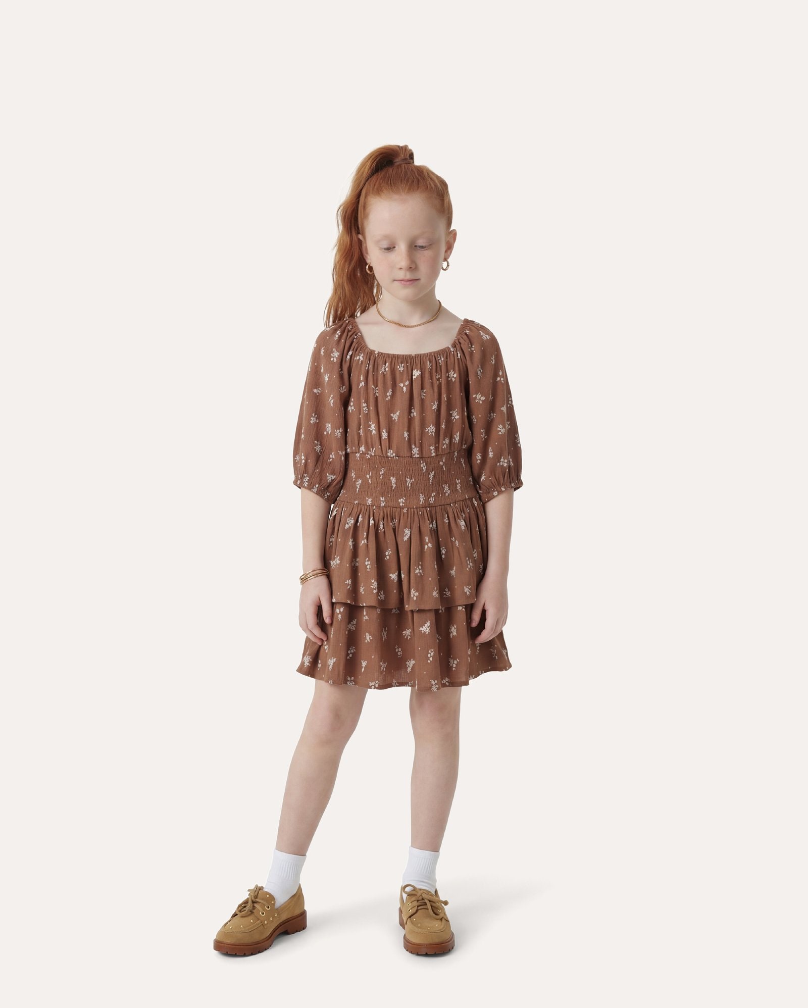 Vestido infantil em camadas estampado 6-14A - Marrom Claro