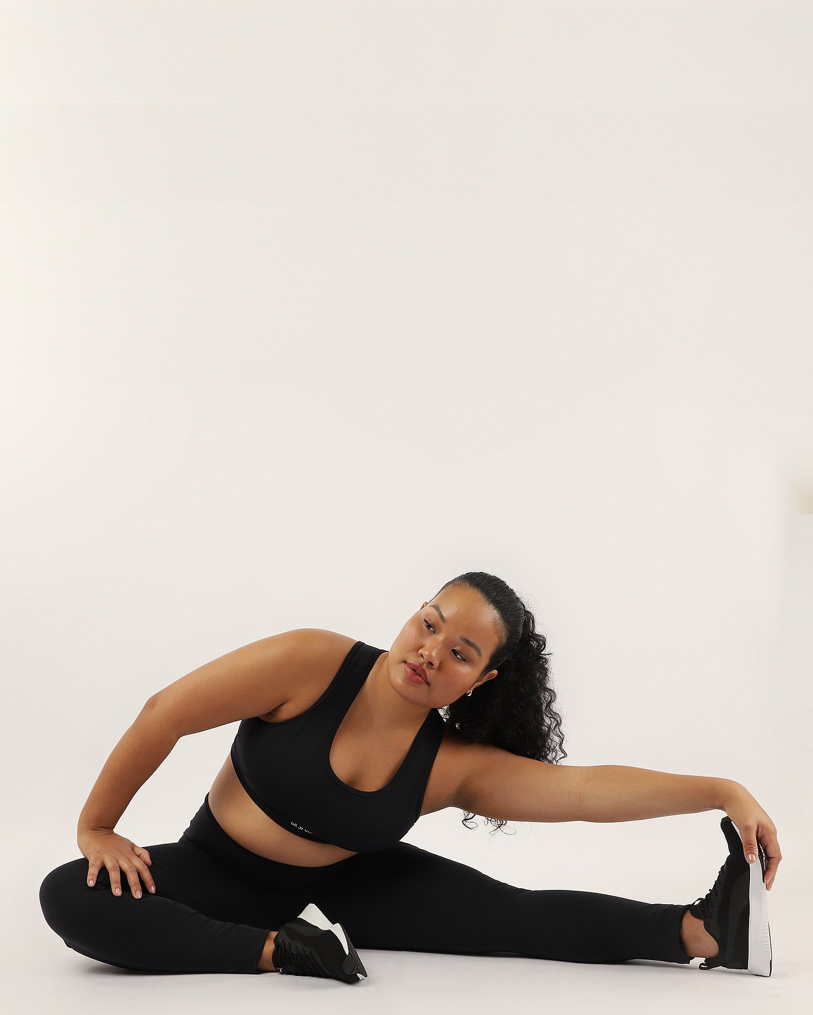 Calça esportiva feminina plus size legging cós alto - Preto | Costa Rica
