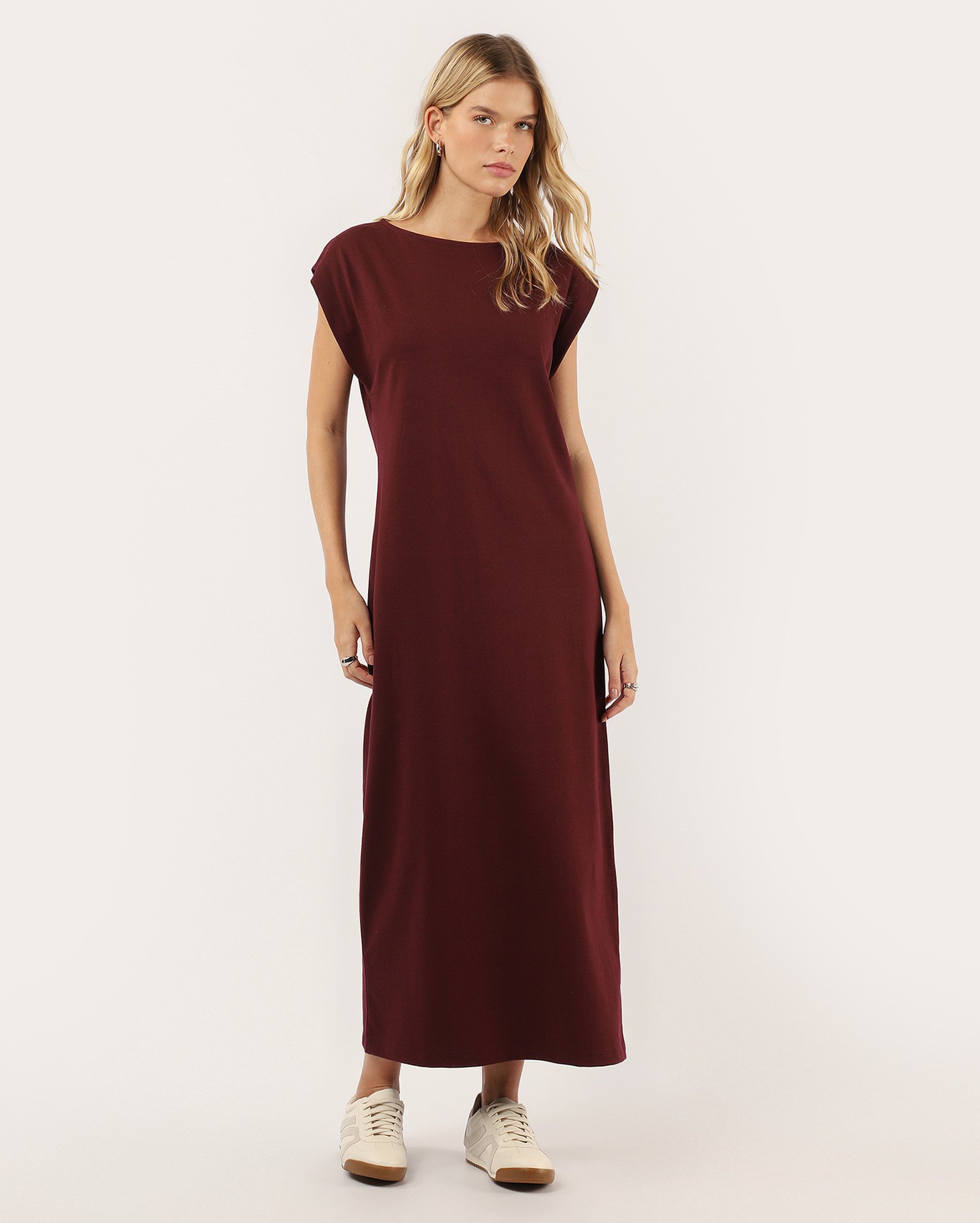 Vestido midi reto Carolina muscle tee vinho
