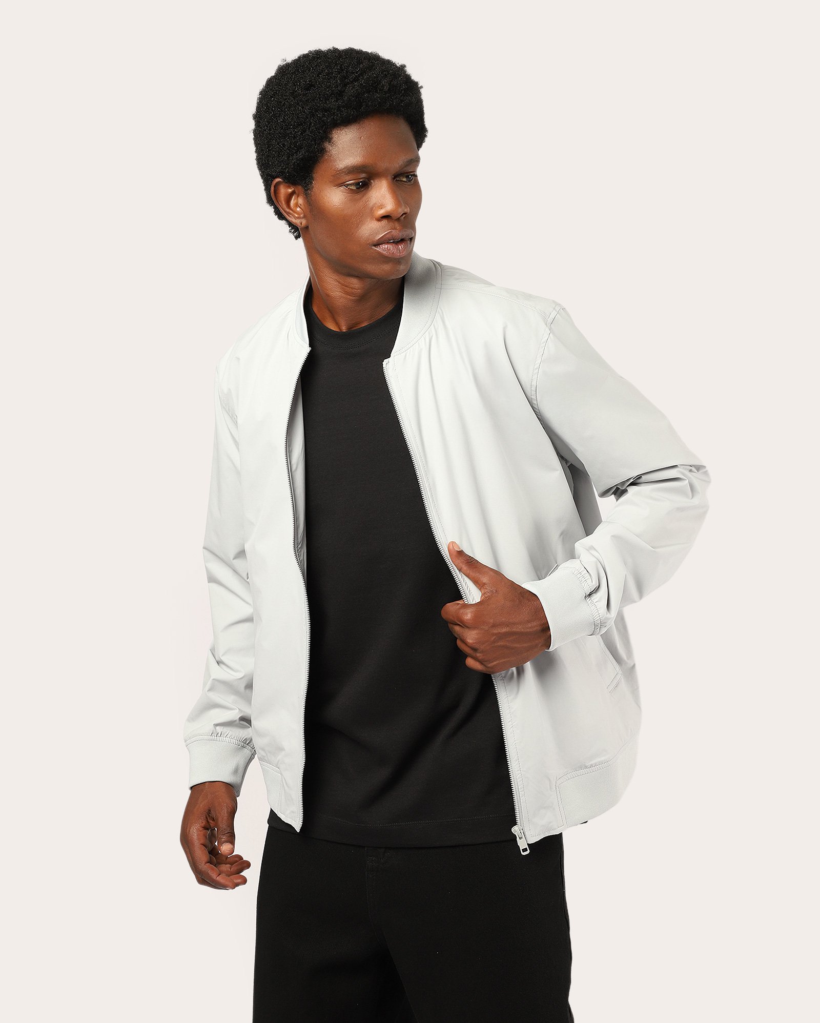 Jaqueta bomber masculina com bolso e gola alta - Cinza Claro