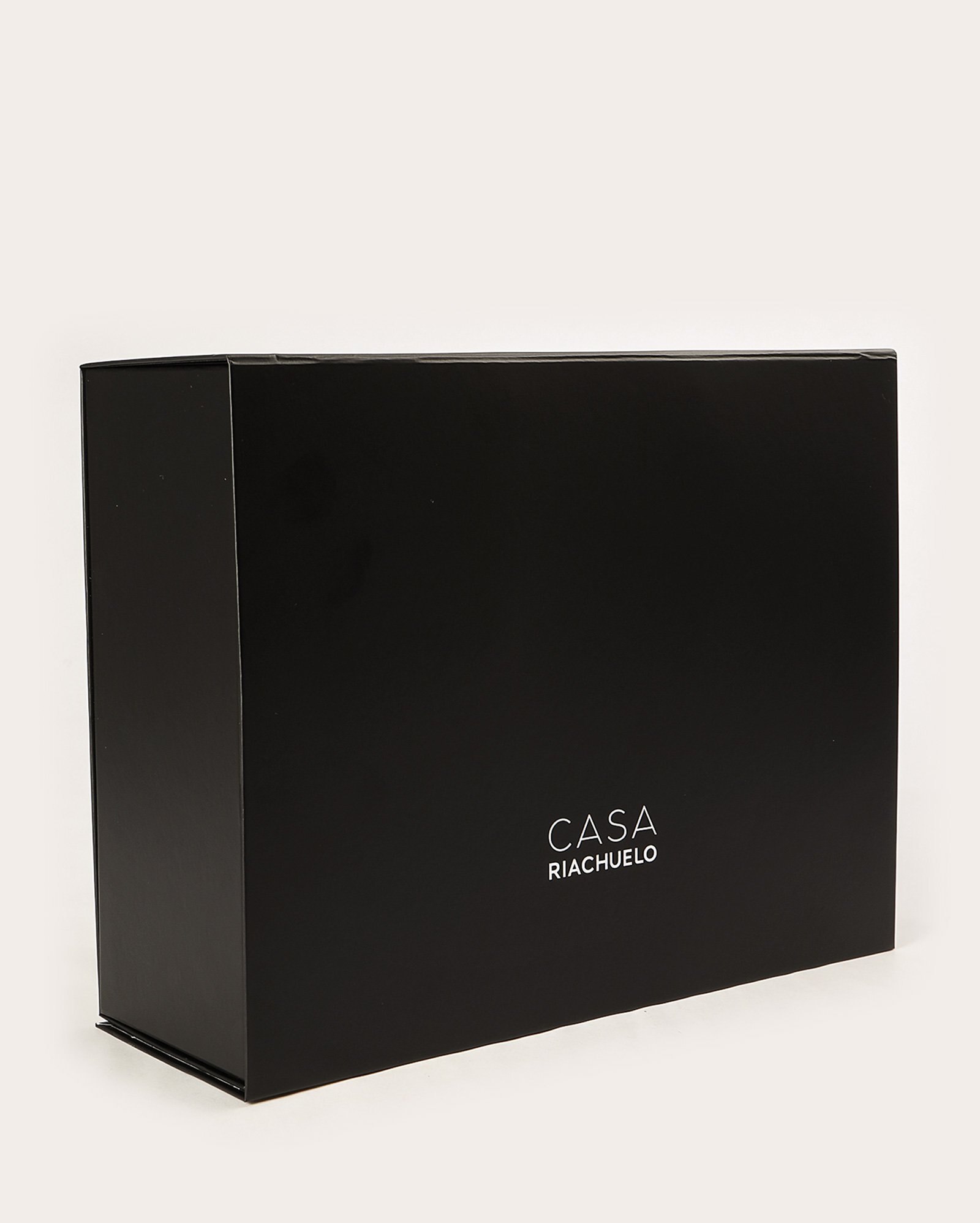 Caixa de presente M - preta | Casa Riachuelo