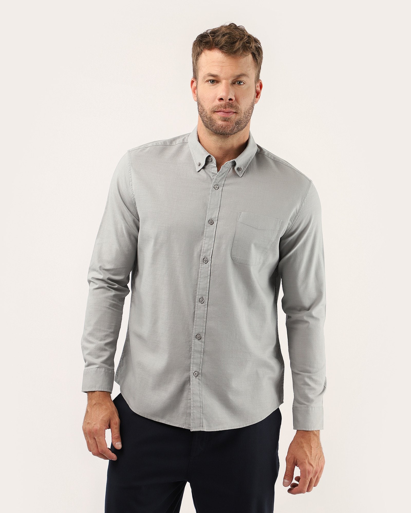 Camisa masculina com linho e bolso- cinza